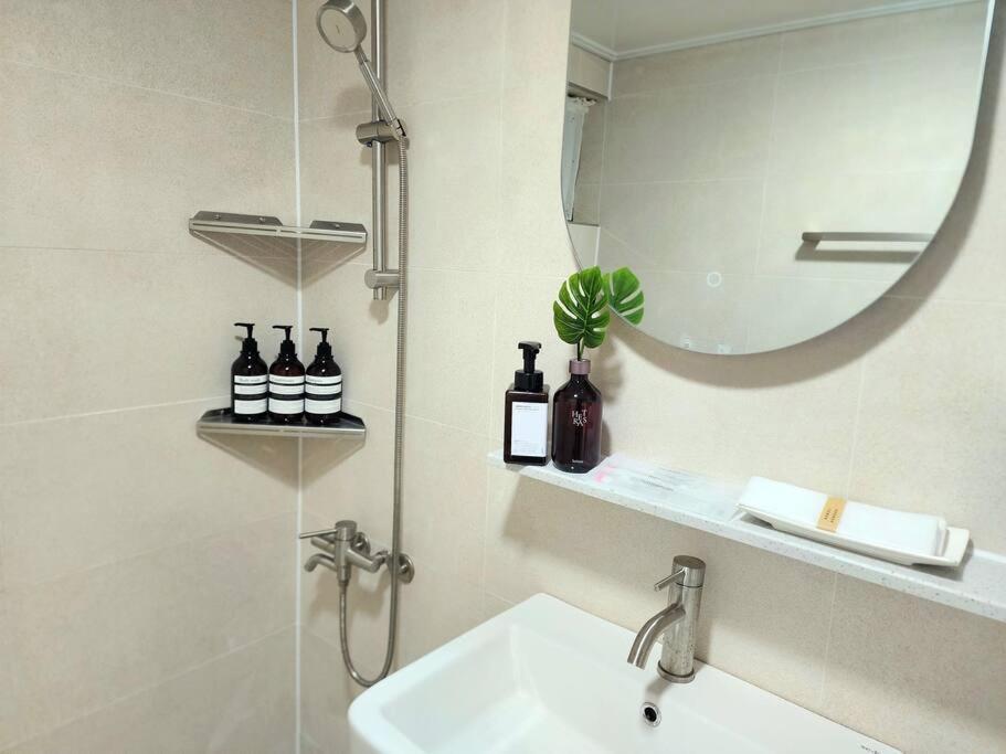 Dotoryhouse Hapjeong Hongdae Apartment Seoul