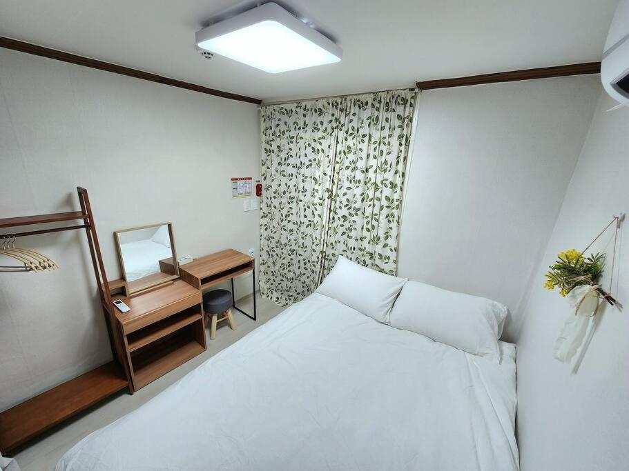 Dotoryhouse Hapjeong Hongdae *