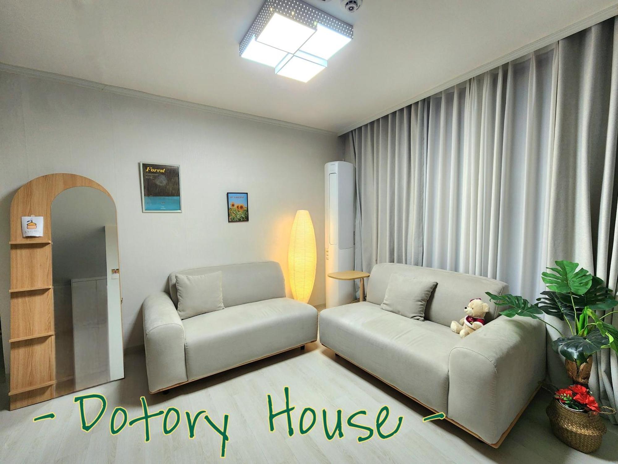 Apartment Dotoryhouse Hapjeong Hongdae *